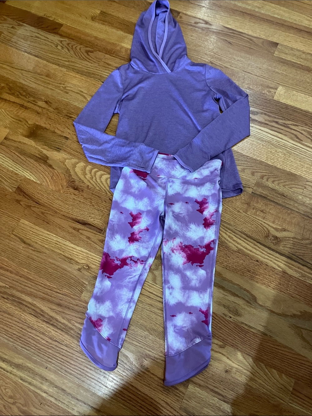 bcg Girls Purple Hoodie Top Sz 8/10 with Purple & Pink Tie-Dye Pants Sz 7. EUC